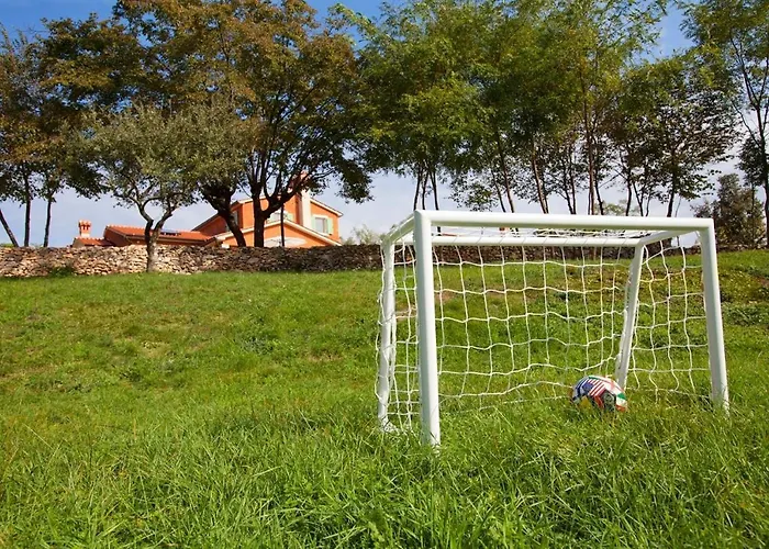 Goretini With Private Pool 빌라 Nedeščina