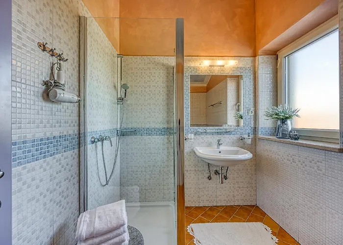 Goretini With Private Pool Nedeščina